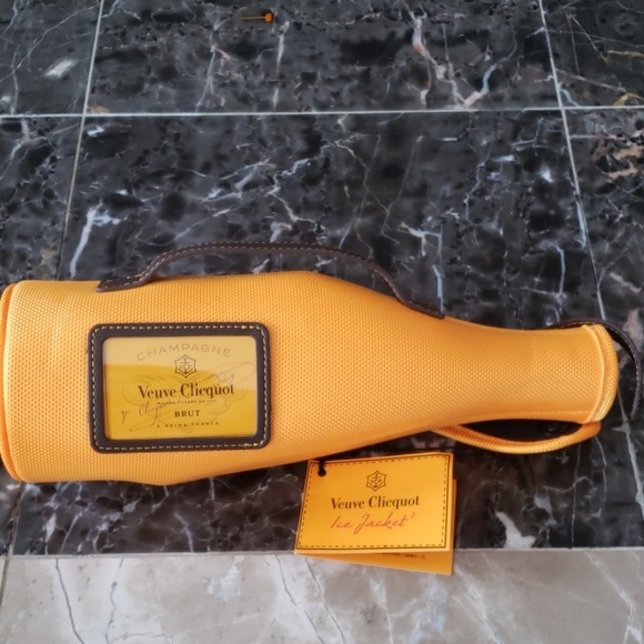 Veuve Clicquot Other - NWT Veuve Clicquot Ice Jacket  750 ml NWT
